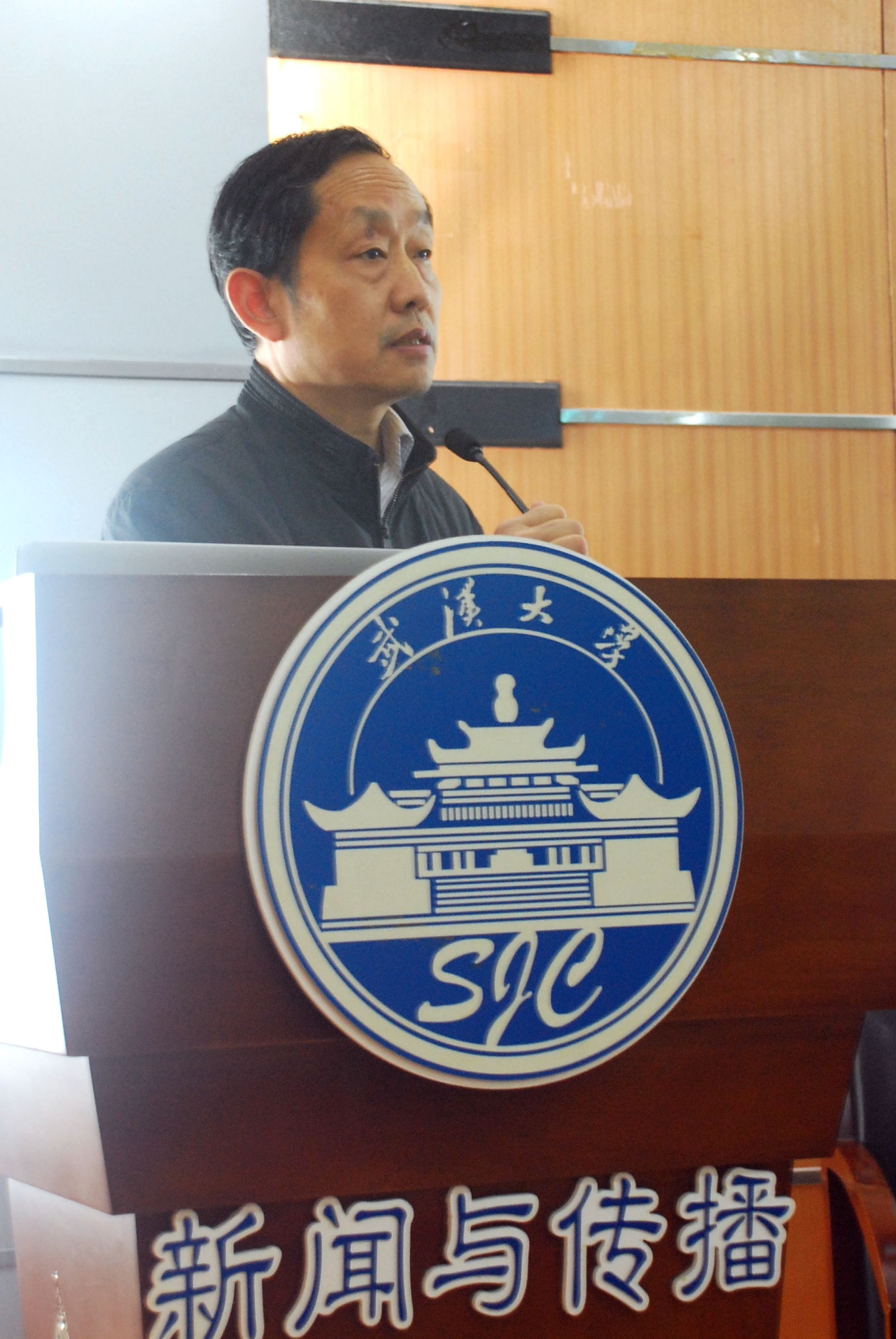 展江教授在红桃视频
畅谈媒体审判真与伪