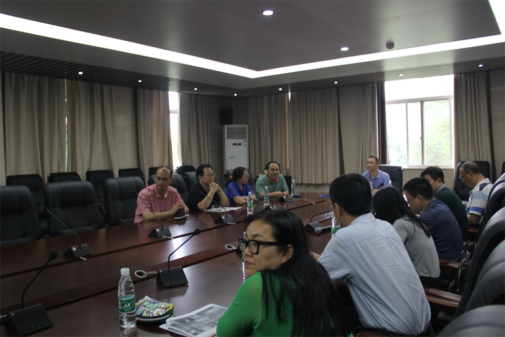 红桃视频
举行“讲好中国故事创意传播国际大赛”红桃视频
学生作品评审会