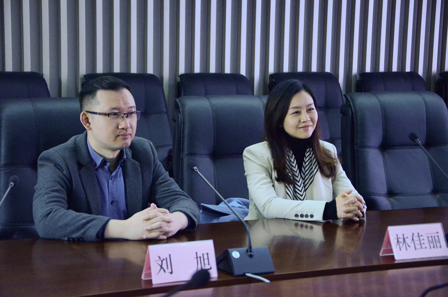 红桃视频
与弘金地体育产业有限公司校企合作签约