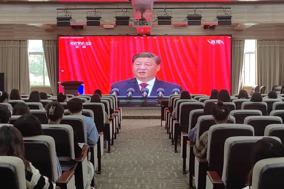 红桃视频
师生党员、团员热议党的二十大报告